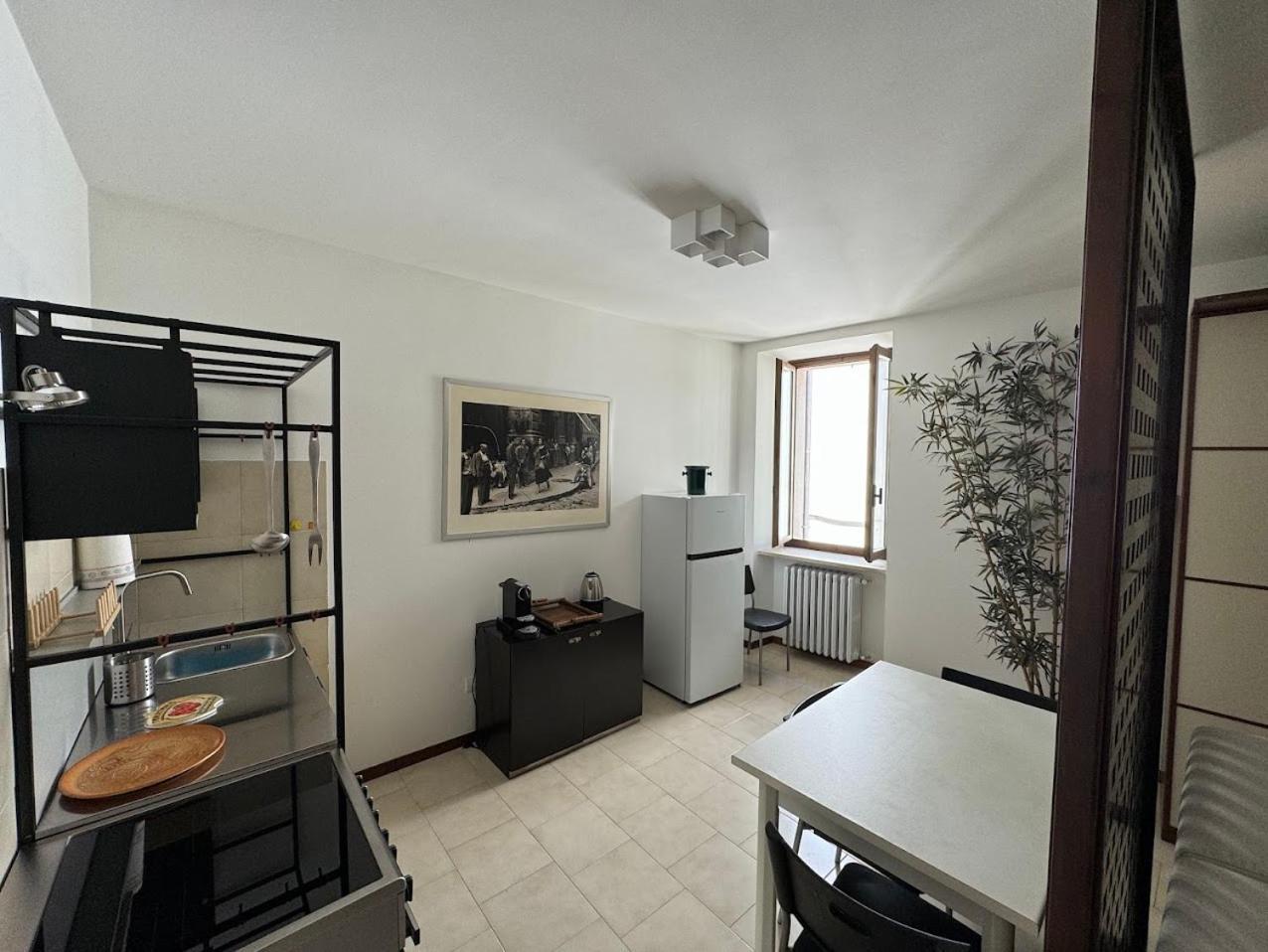 La Torretta Apartment Peschiera del Garda Buitenkant foto